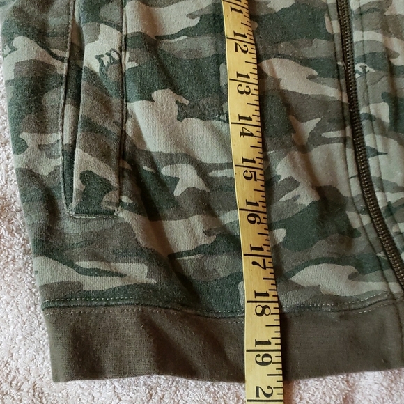 Extreme Camo Zip-Up Jacket - Picture 4 of 12